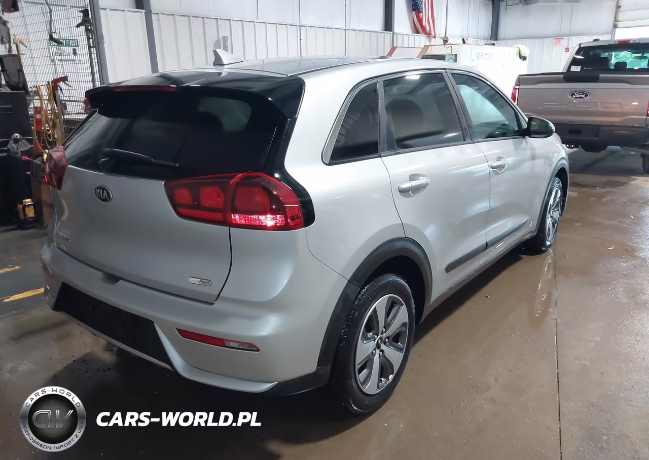 2019 Kia Niro Fe VIN:KNDCB3LC2K5218963 - 4