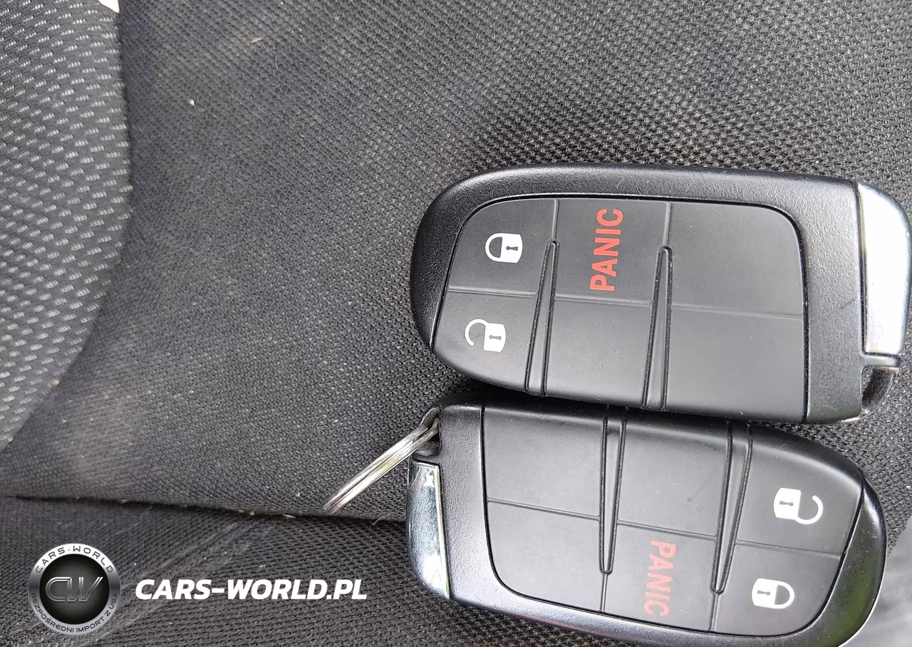 2023 Jeep Renegade Latitude 4X4 VIN:ZACNJDB10PPP17161 - 11