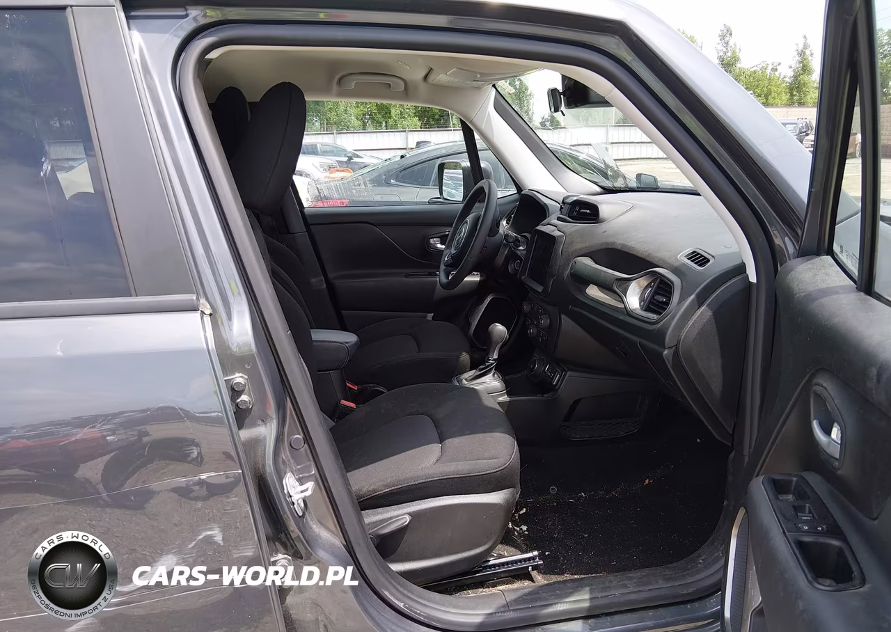 2023 Jeep Renegade Latitude 4X4 VIN:ZACNJDB10PPP17161 - 5