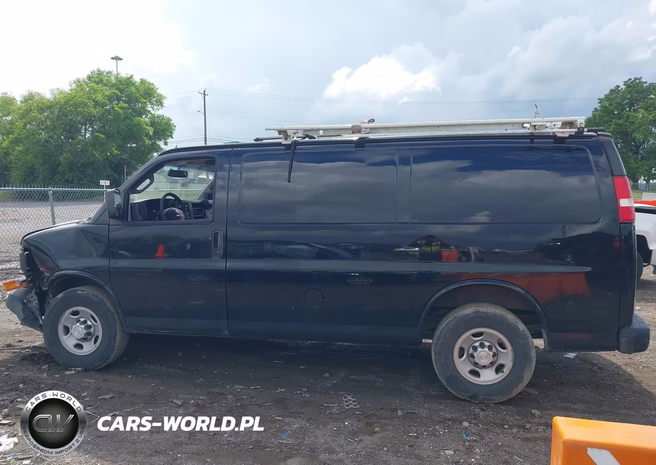 2016 Chevrolet Express 2500 Work Van VIN:1GCWGAFFXG1329977 - 14