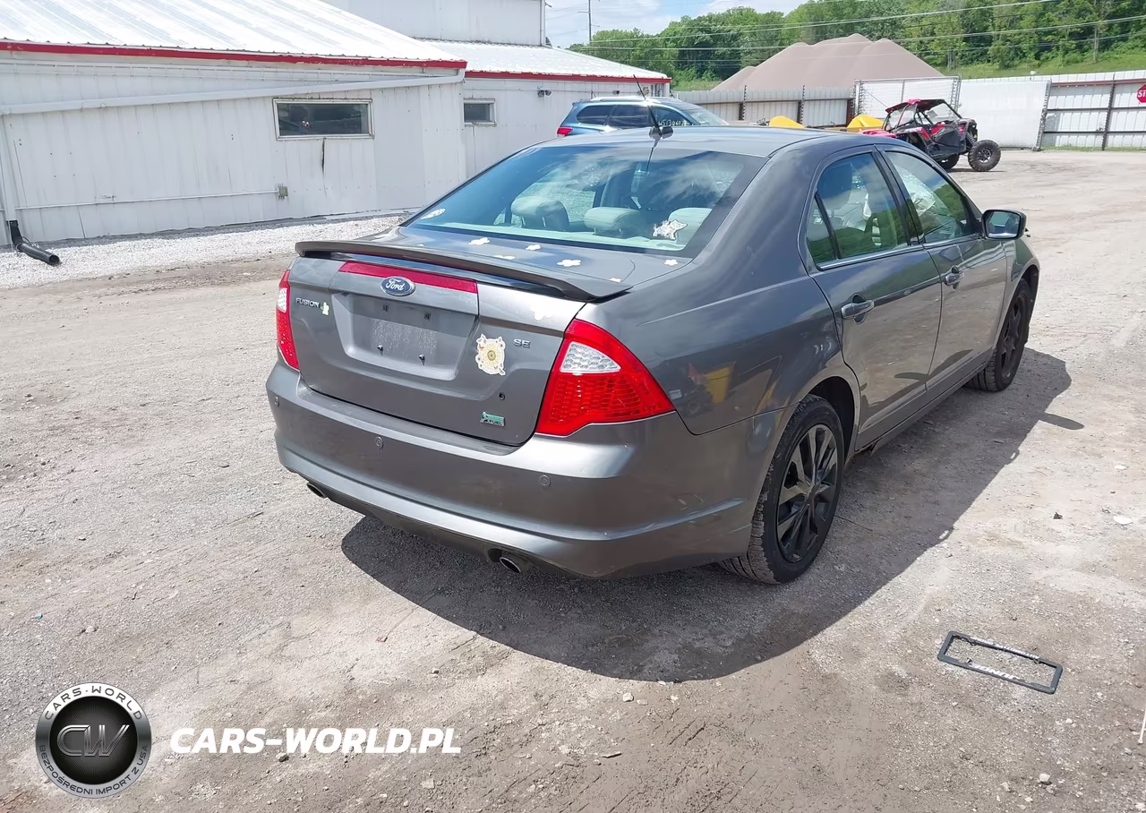 2010 Ford Fusion Se VIN:3FAHP0HG8AR324787 - 4
