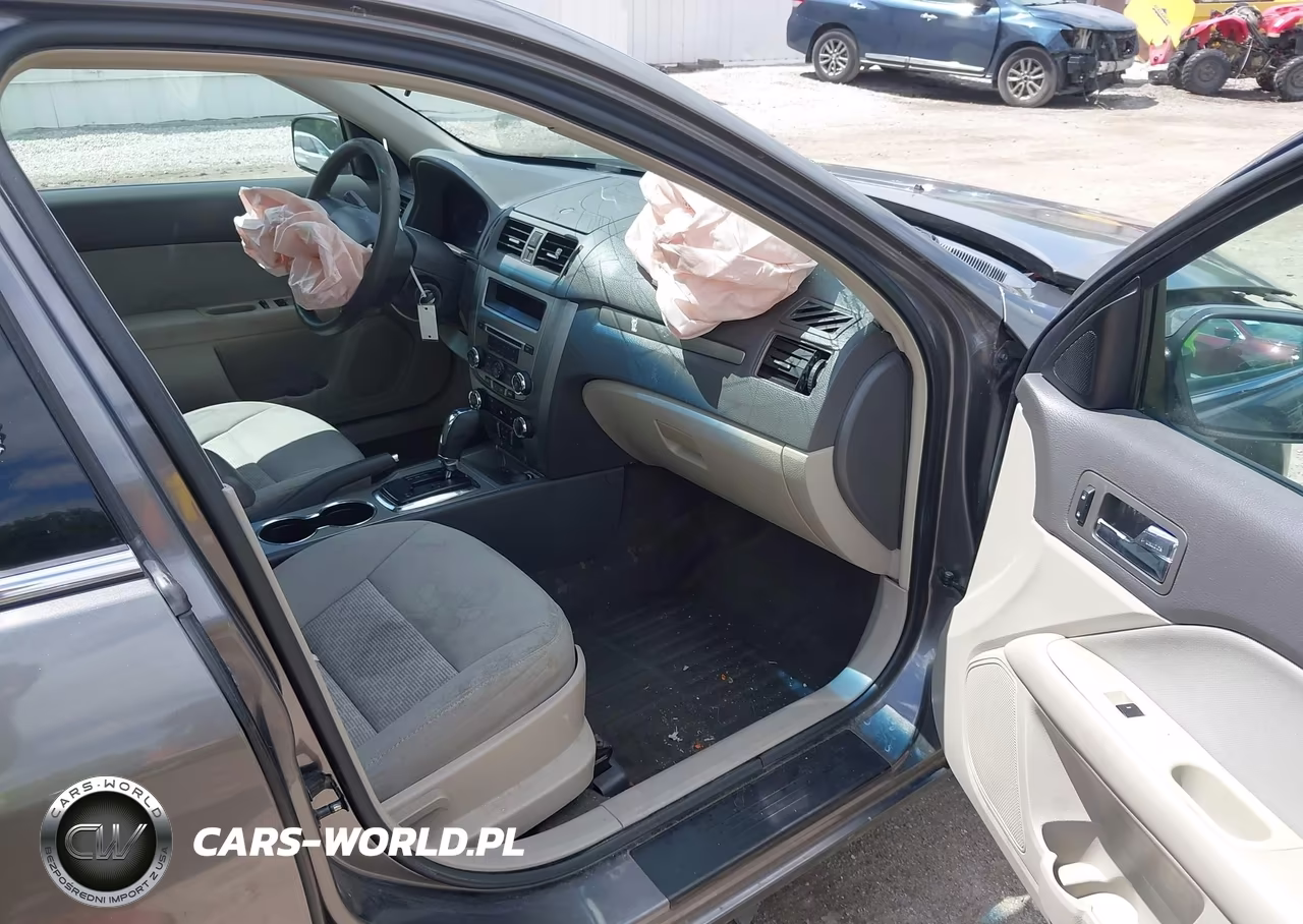 2010 Ford Fusion Se VIN:3FAHP0HG8AR324787 - 5