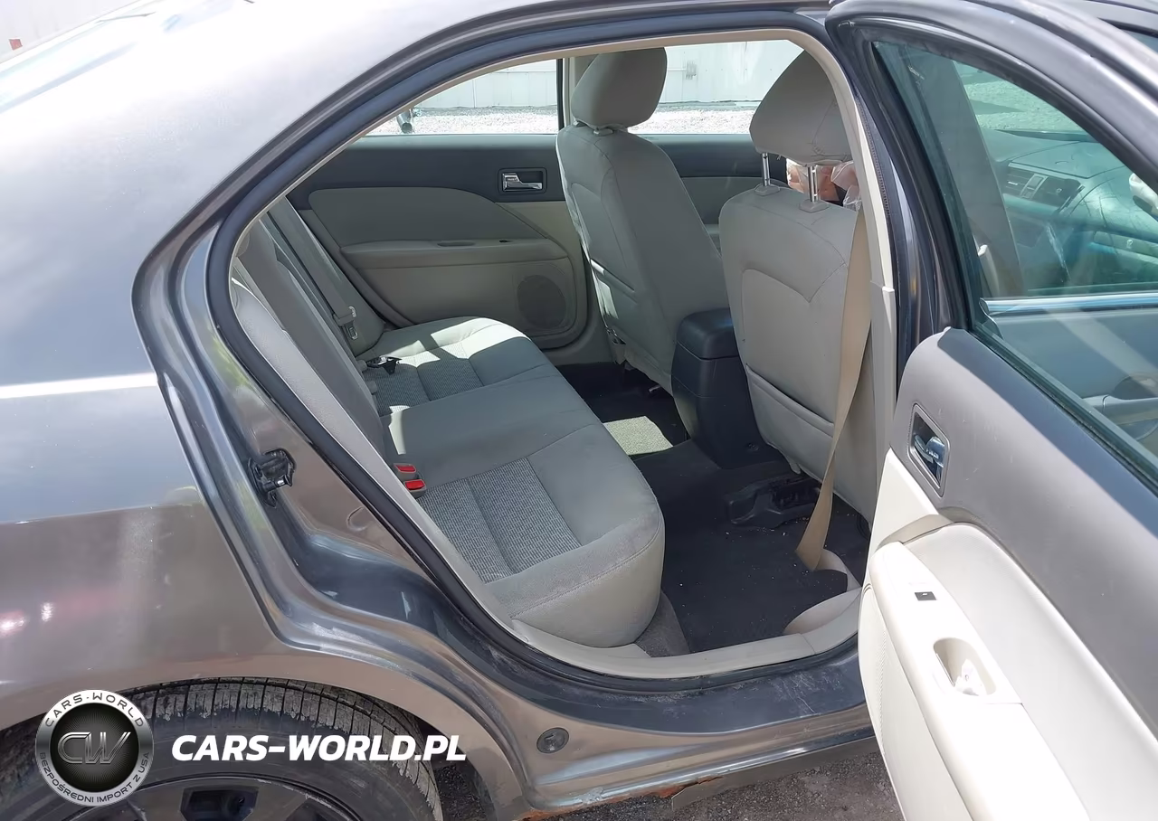 2010 Ford Fusion Se VIN:3FAHP0HG8AR324787 - 8