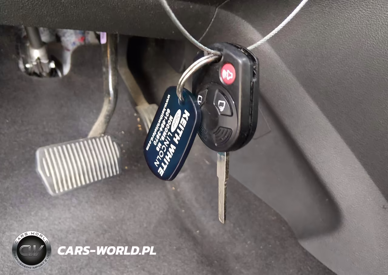 2019 Ford Escape S VIN:1FMCU0F79KUB94508 - 11