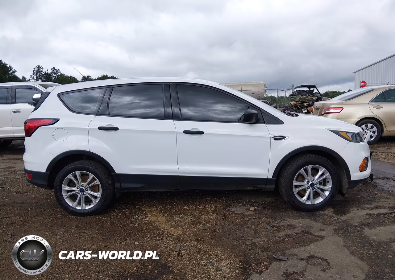 2019 Ford Escape S VIN:1FMCU0F79KUB94508 - 13