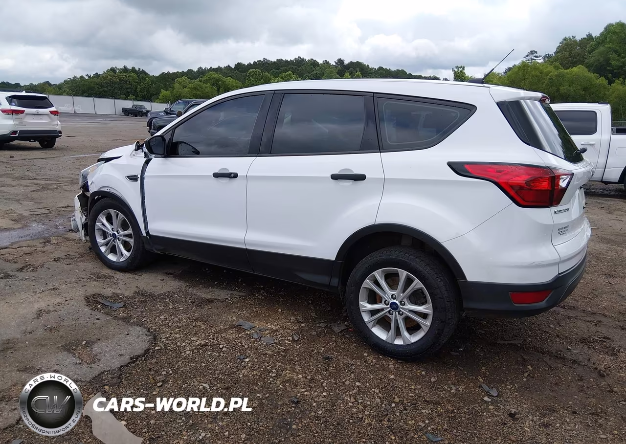 2019 Ford Escape S VIN:1FMCU0F79KUB94508 - 3