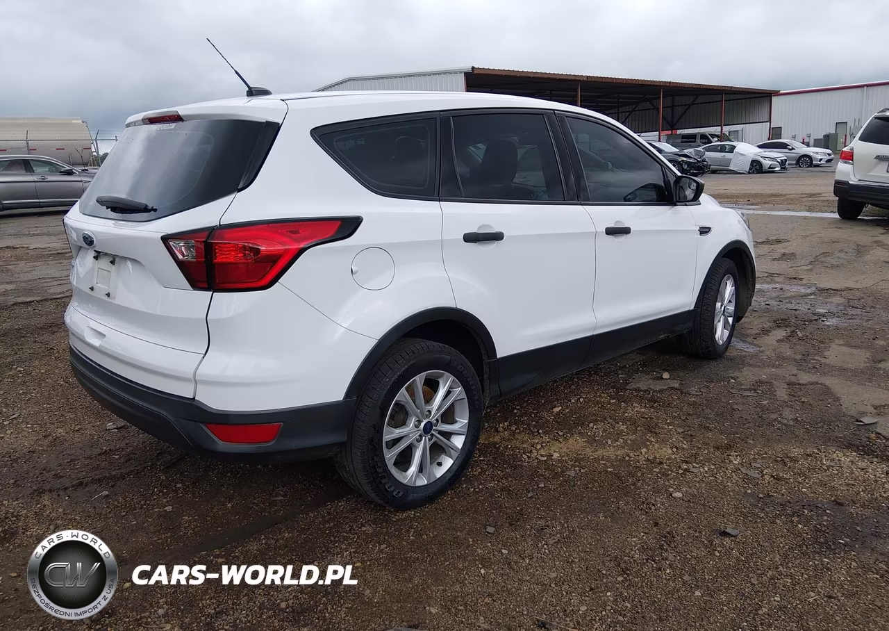 2019 Ford Escape S VIN:1FMCU0F79KUB94508 - 4
