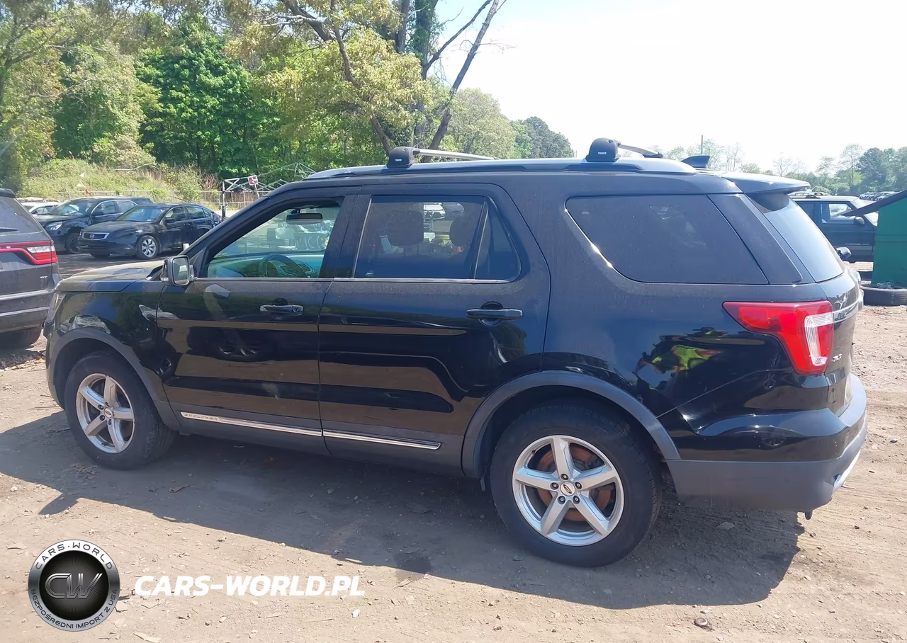 2016 Ford Explorer Xlt VIN:1FM5K8D83GGA29388 - 14