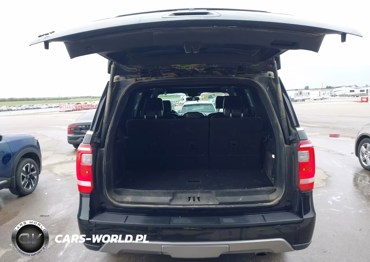 2019 Ford Expedition Xlt VIN:1FMJU1JT0KEA88282 - 17