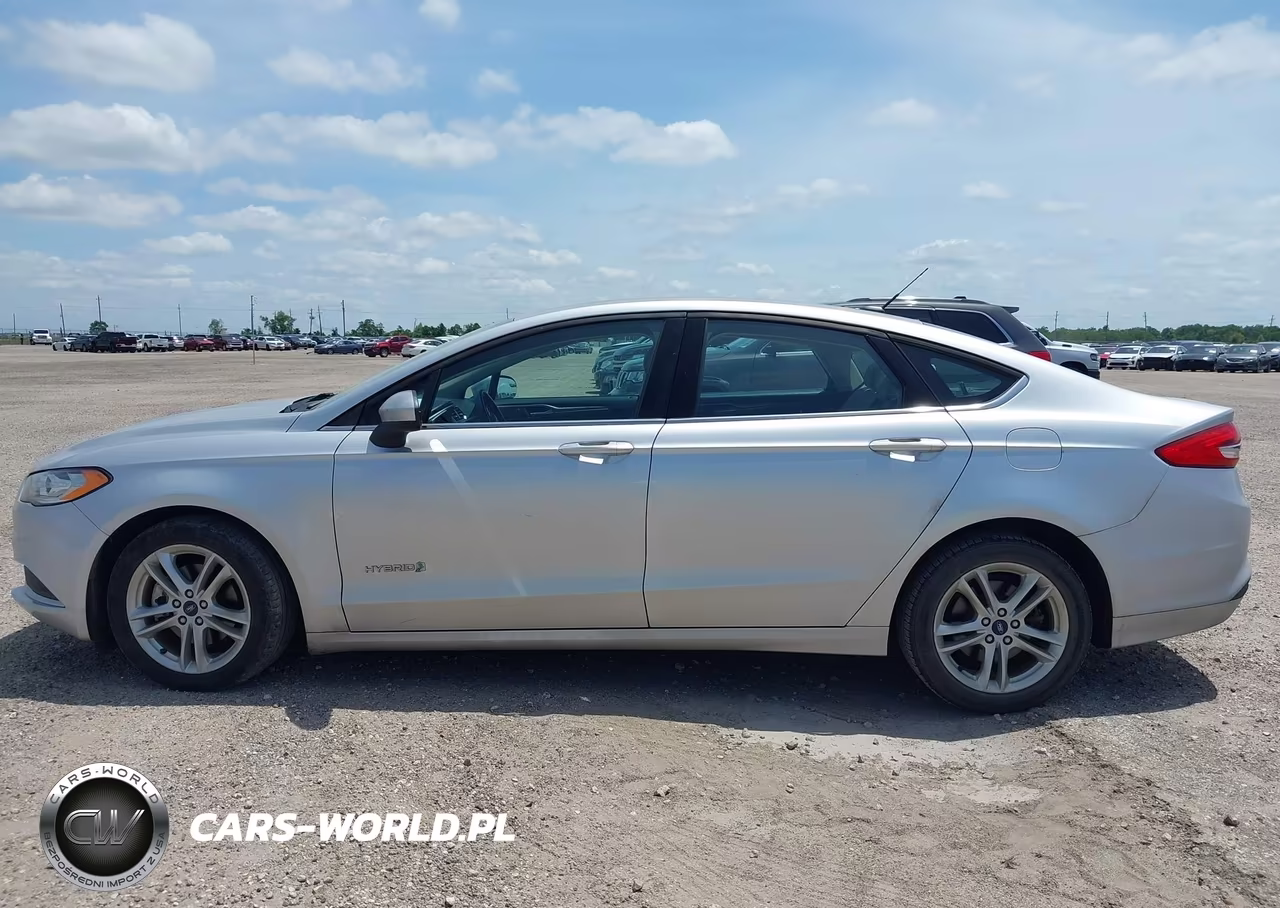 2018 Ford Fusion Hybrid S VIN:3FA6P0UU1JR278948 - 14