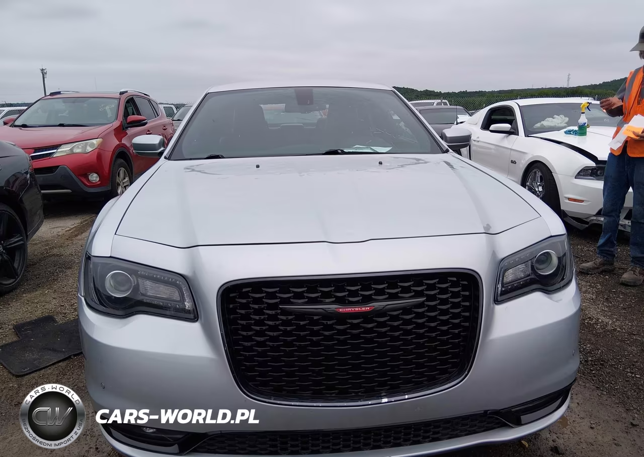 2021 Chrysler 300 300S VIN:2C3CCABG0MH549756 - 12