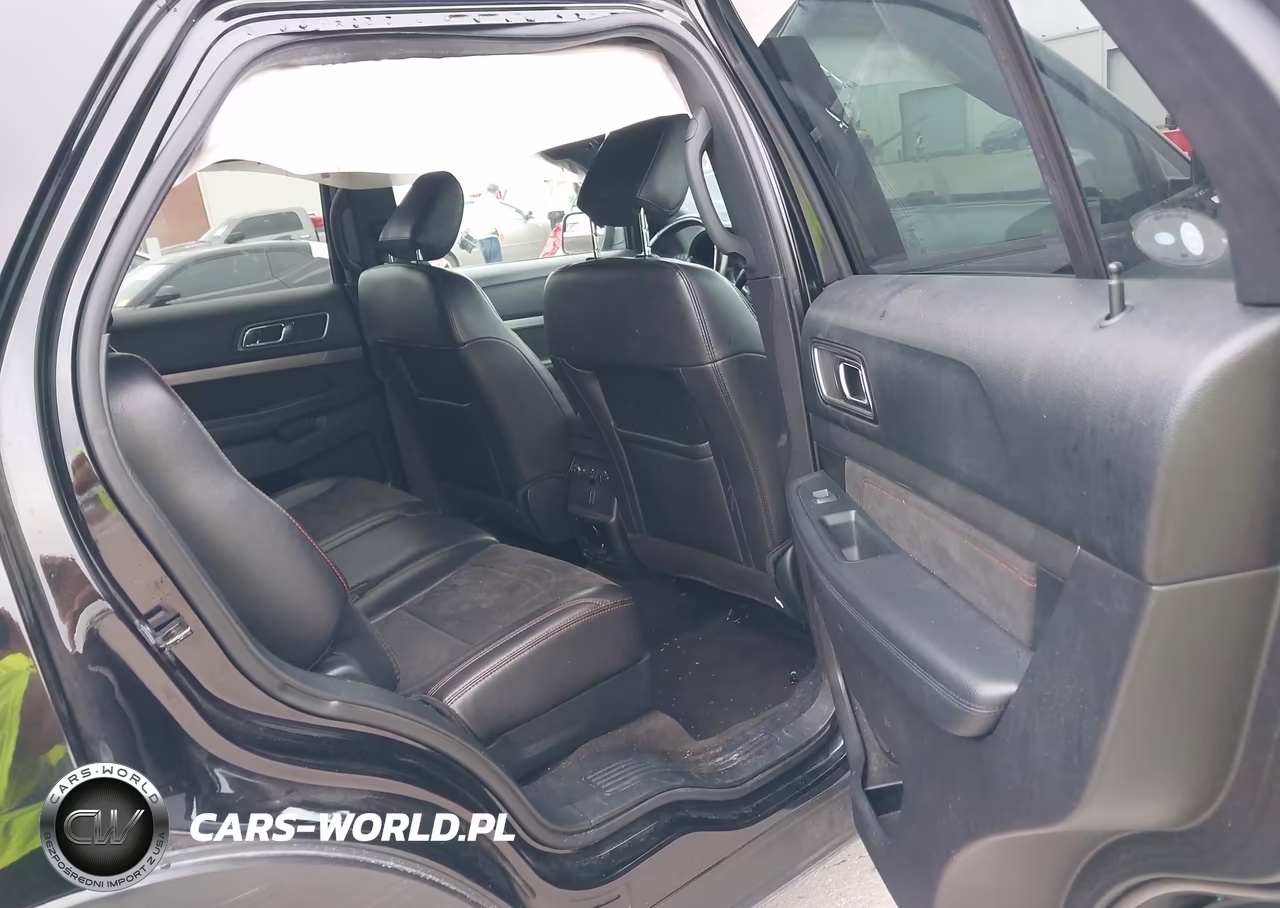 2018 Ford Explorer Xlt VIN:1FM5K7DH8JGB17581 - 8