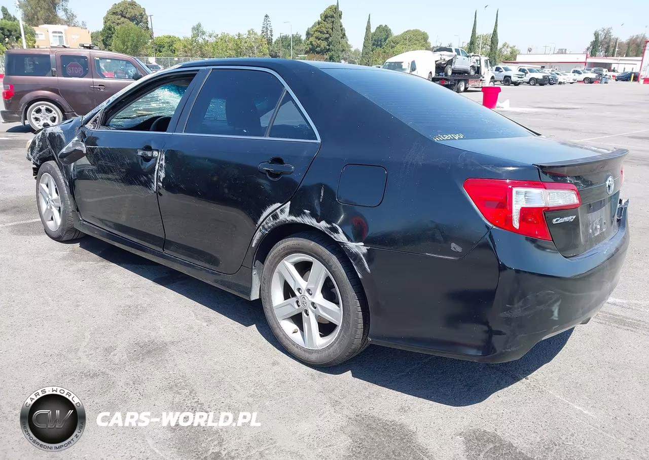 2013 Toyota Camry Se VIN:4T1BF1FK3DU263311 - 3