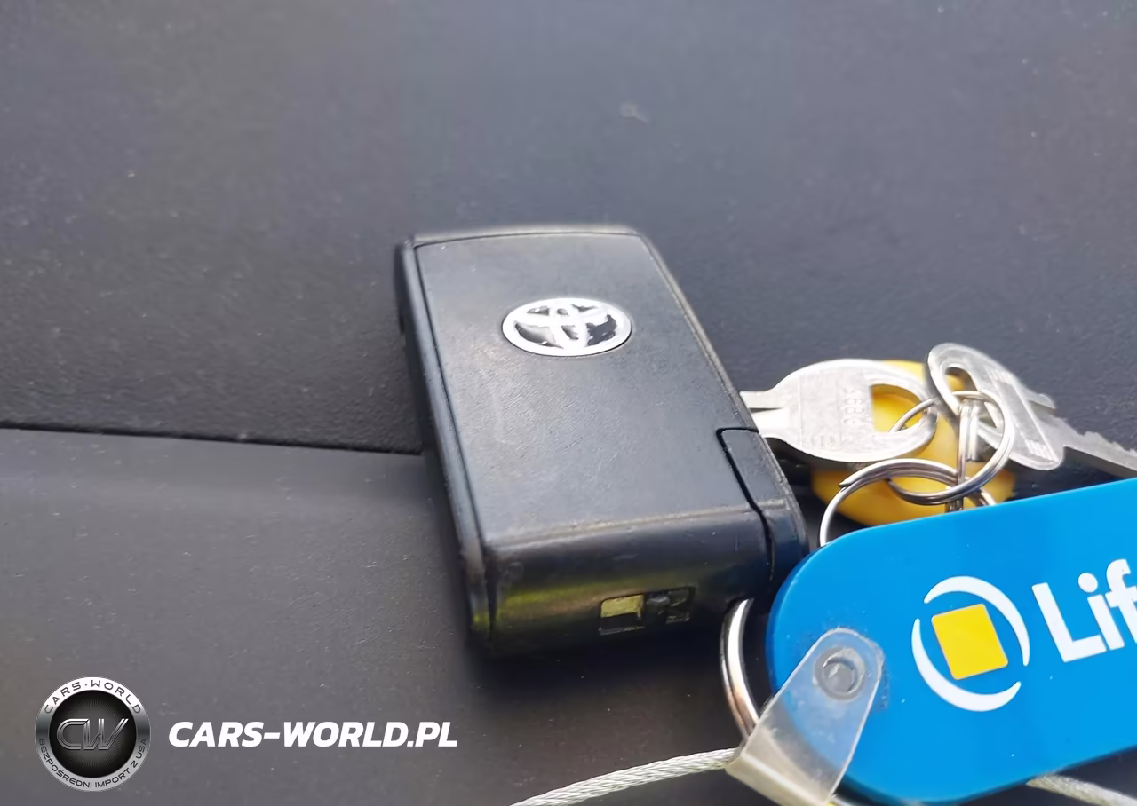 2005 Toyota Prius VIN:JTDKB20U257023201 - 11