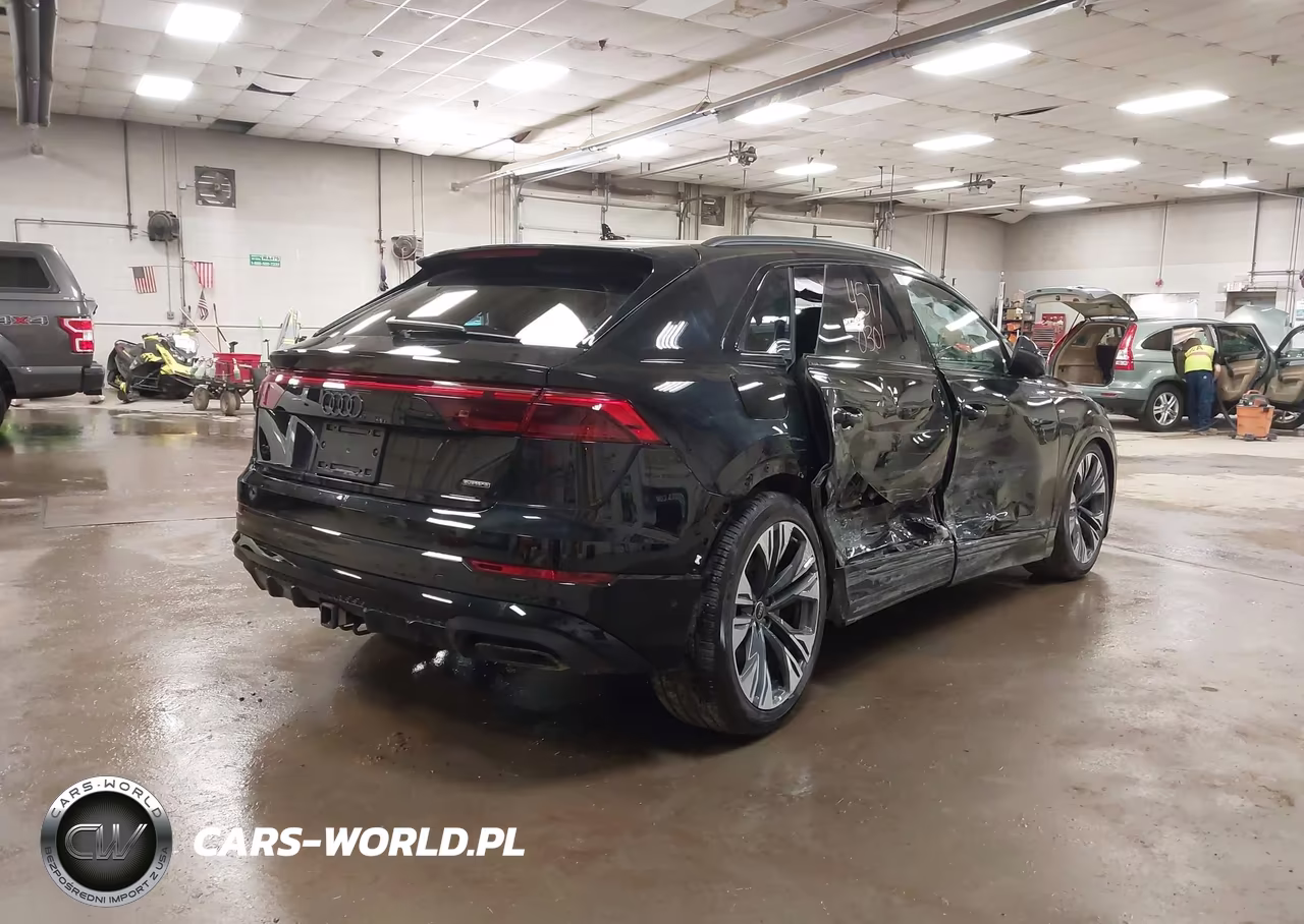 2026 Audi Q8 Premium Plus 55 Tfsi Quattro Tiptronic VIN:WA1EVBF17TD011555 - 4