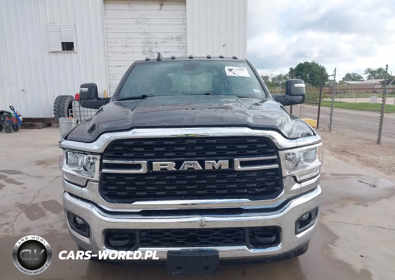 2024 Ram 3500 VIN:3C63RRHL9RG334016 - 15