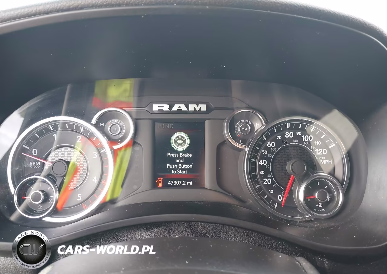 2024 Ram 3500 VIN:3C63RRHL9RG334016 - 5