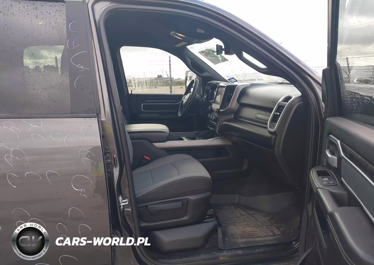 2024 Ram 3500 VIN:3C63RRHL9RG334016 - 6