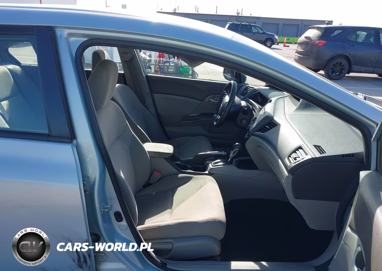 2012 Honda Civic Lx VIN:19XFB2F5XCE003194 - 5