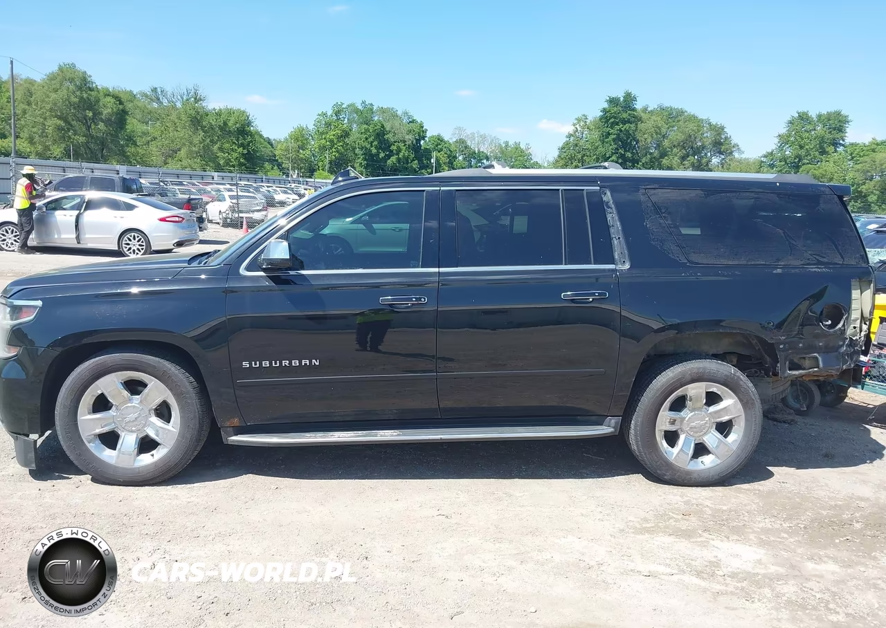 2018 Chevrolet Suburban Premier VIN:1GNSKJKC6JR143118 - 15