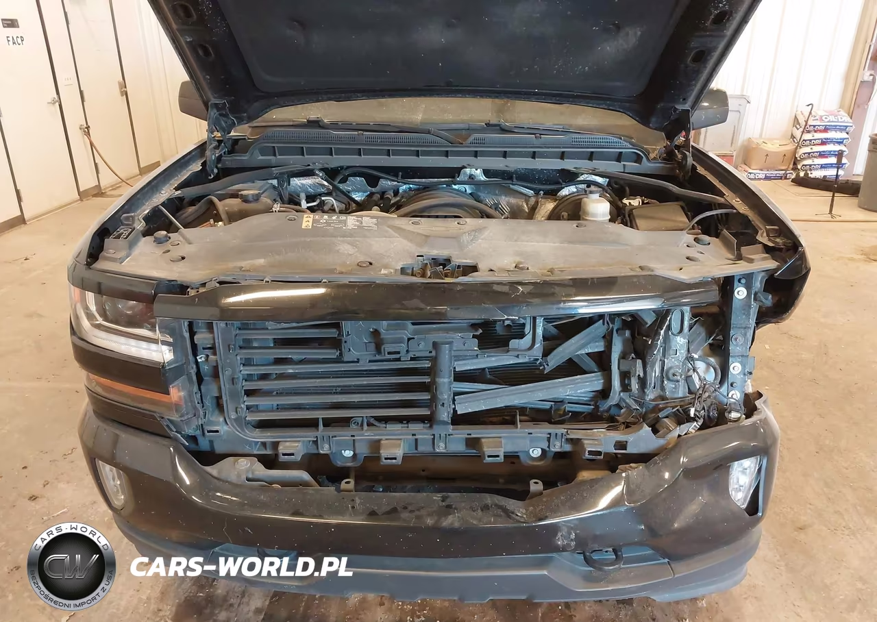 2018 Chevrolet Silverado 1500 2Lt VIN:1GCVKREC6JZ205732 - 10