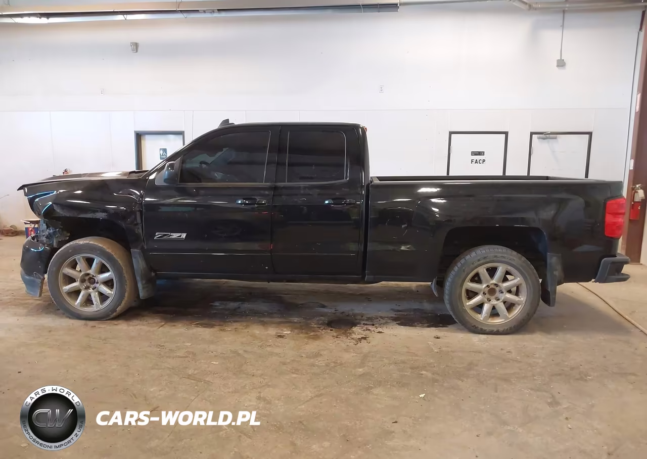 2018 Chevrolet Silverado 1500 2Lt VIN:1GCVKREC6JZ205732 - 14