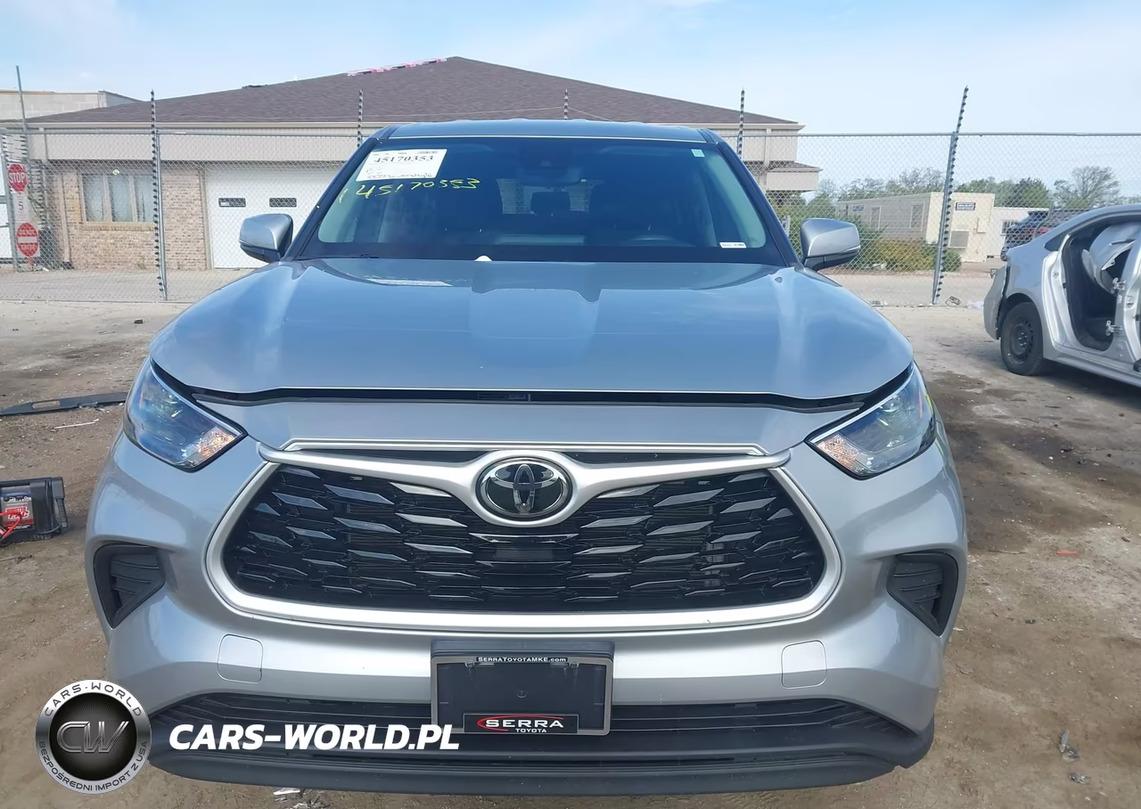 2022 Toyota Highlander L VIN:5TDCZRAH4NS559888 - 12