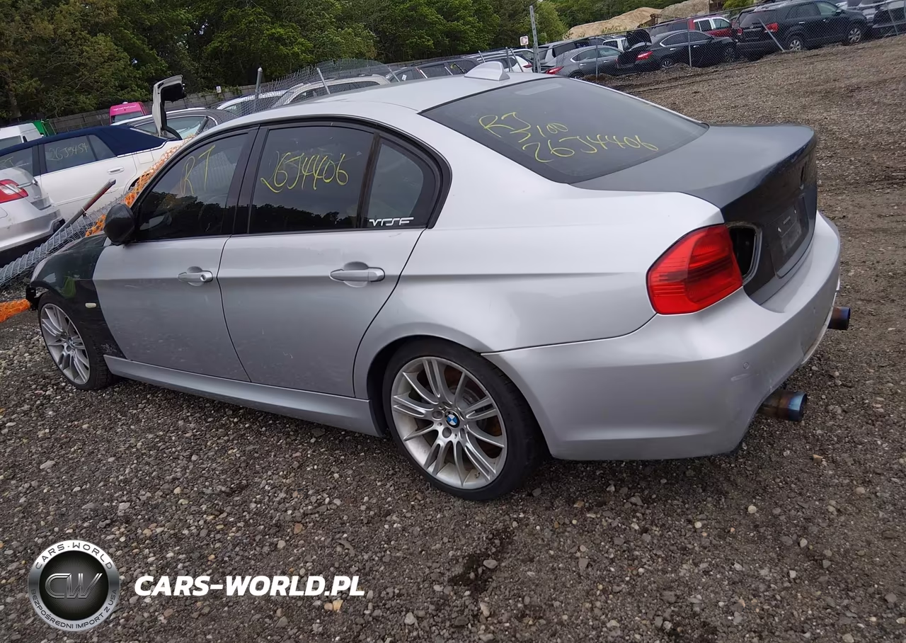 2010 BMW 335I VIN:WBAPM7C53AA367275 - 3