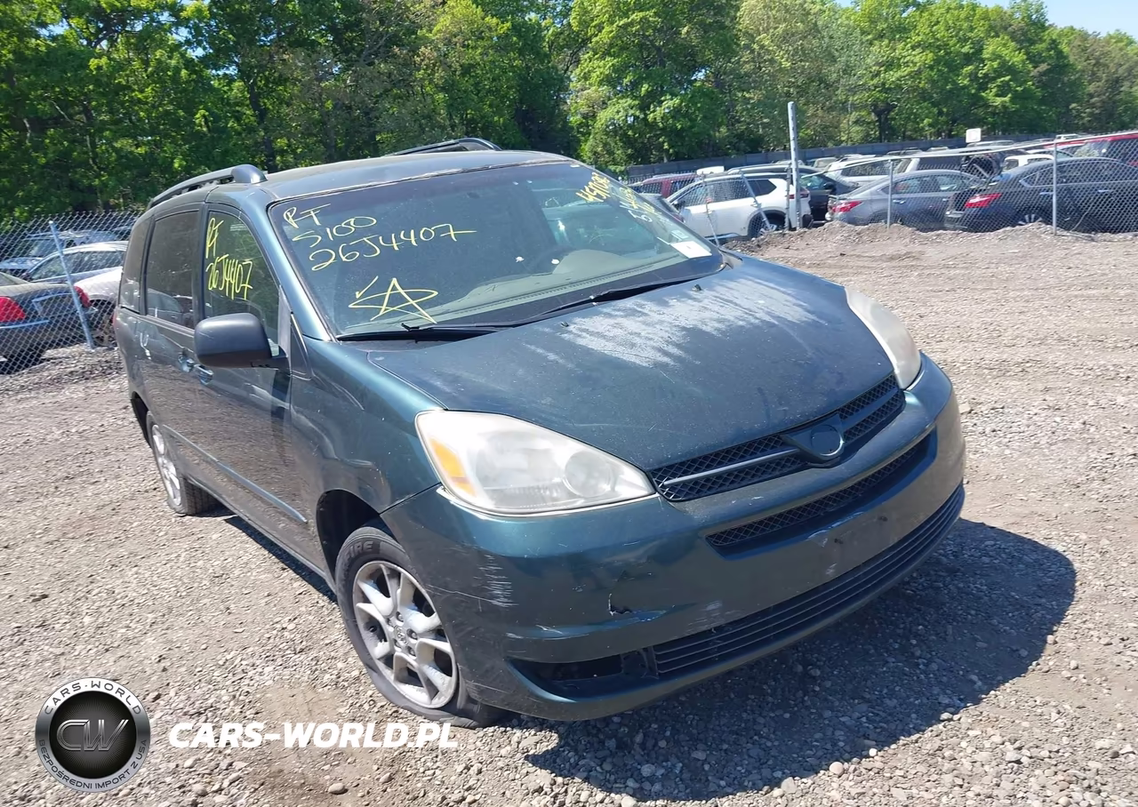 2004 Toyota Sienna Le – zdjęcie 1 z 11