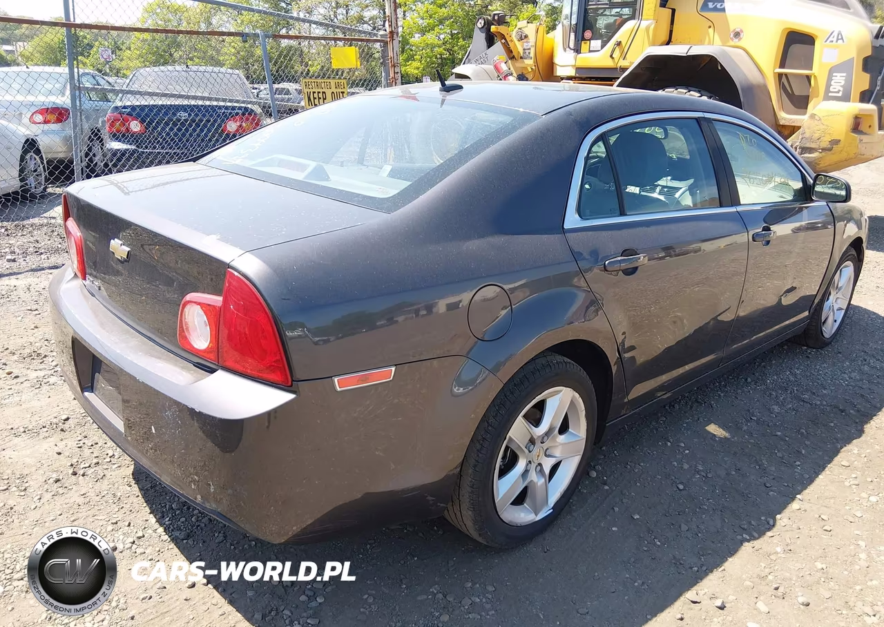 2011 Chevrolet Malibu Ls VIN:1G1ZB5E18BF317971 - 4