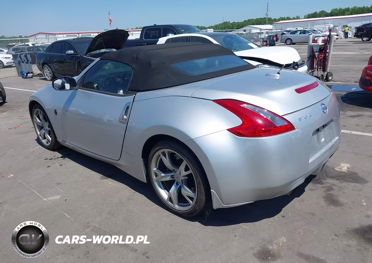 2010 Nissan 370Z Touring VIN:JN1AZ4FHXAM301838 - 3