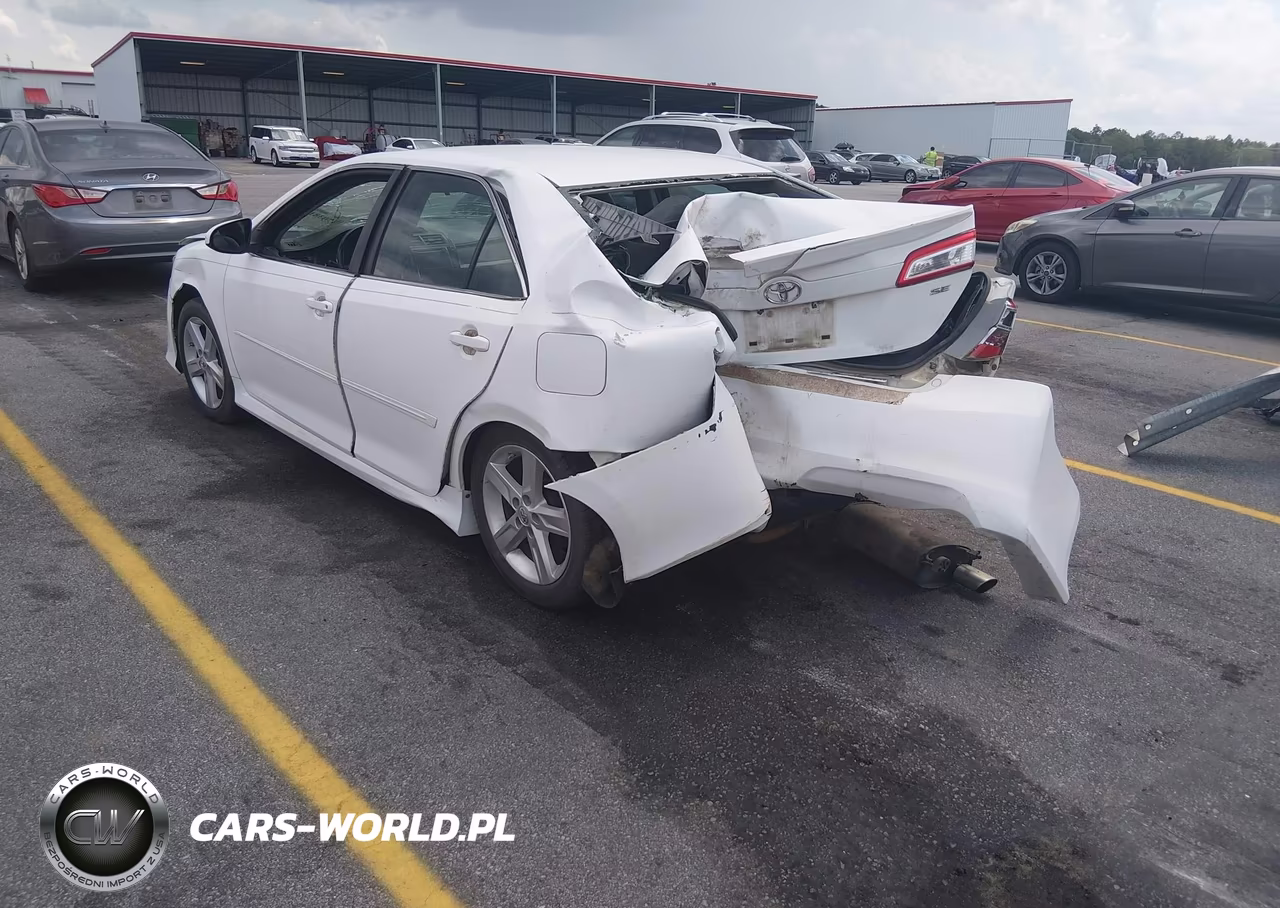 2013 Toyota Camry Se VIN:4T1BF1FK7DU719679 - 3
