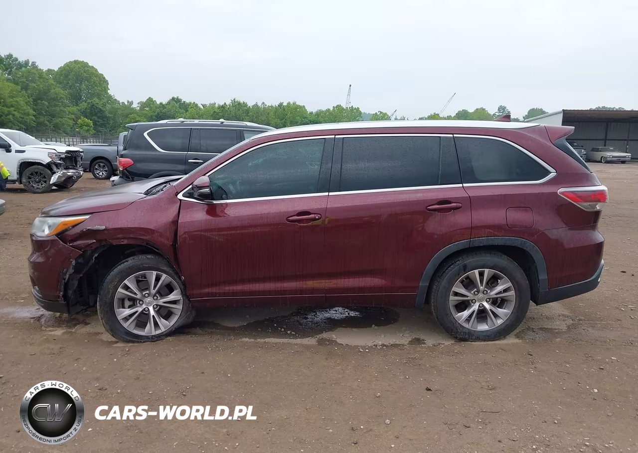 2015 Toyota Highlander Xle V6 VIN:5TDKKRFH8FS078682 - 14