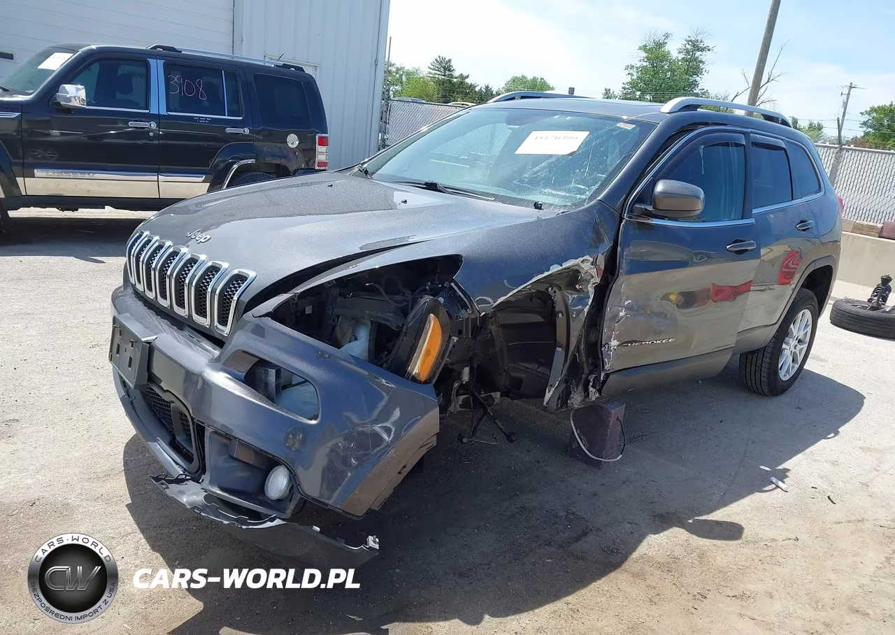 2017 Jeep Cherokee Latitude Fwd VIN:1C4PJLCB4HW534945 - 2