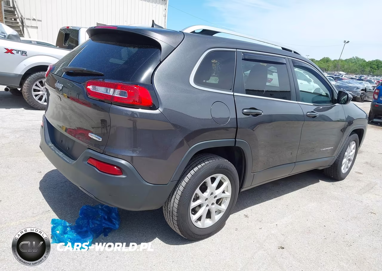 2017 Jeep Cherokee Latitude Fwd VIN:1C4PJLCB4HW534945 - 4