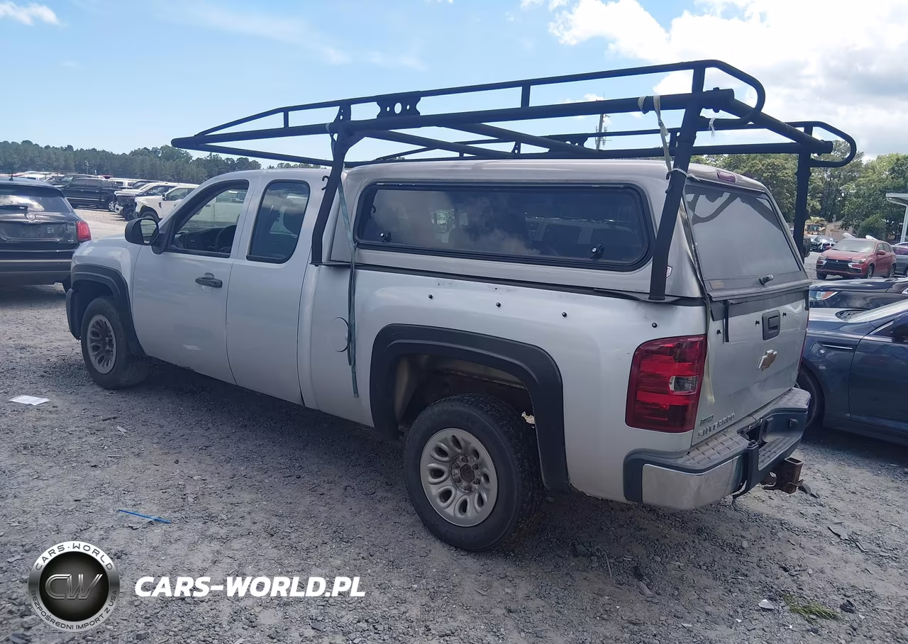 2011 Chevrolet Silverado 1500 Work Truck VIN:1GCRCPEA0BZ334102 - 3