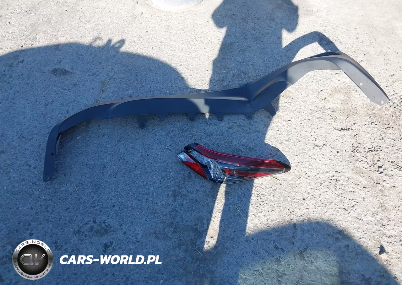 2021 Toyota Camry Le VIN:4T1C11AK8MU603353 - 12