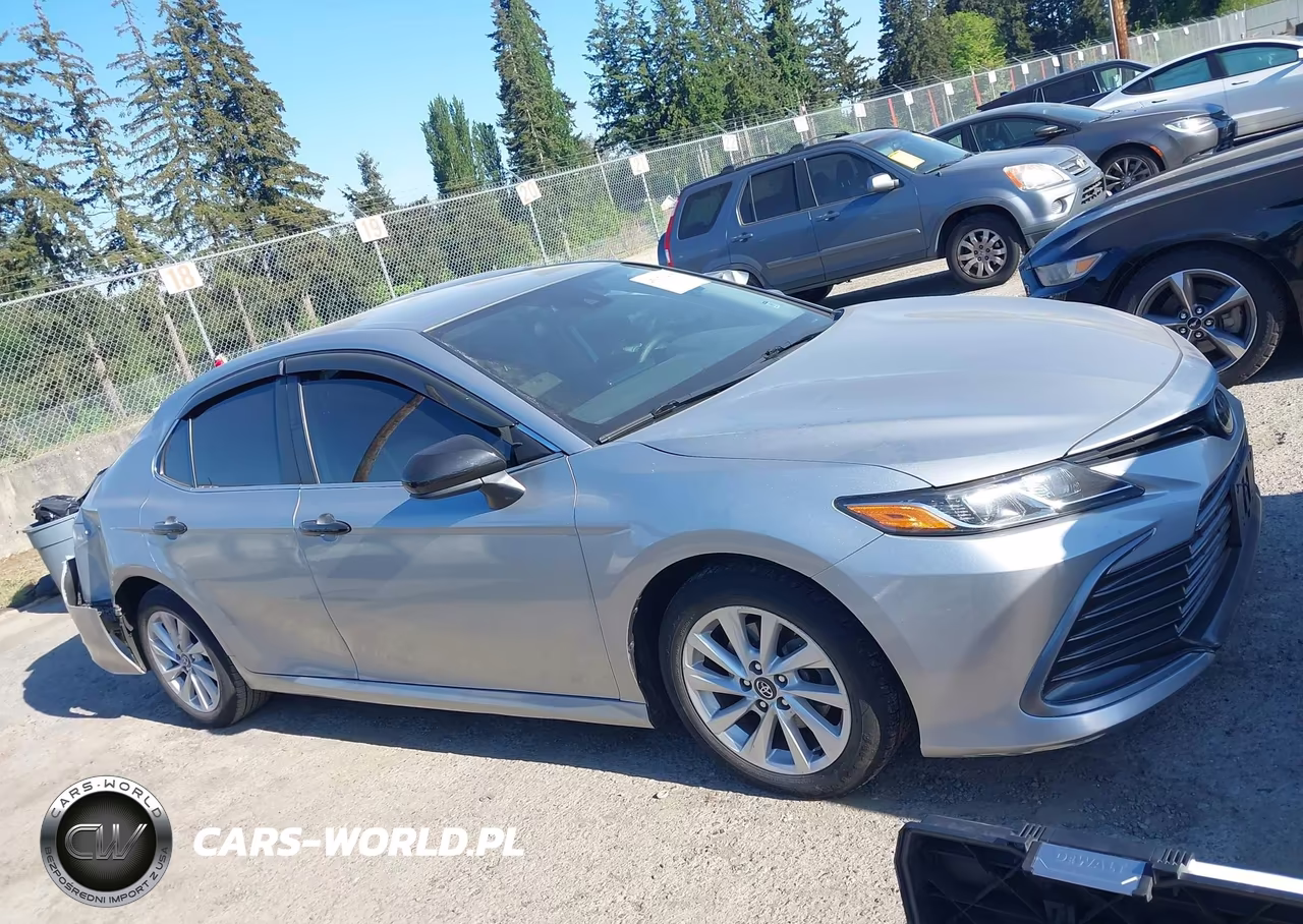 2021 Toyota Camry Le VIN:4T1C11AK8MU603353 - 14