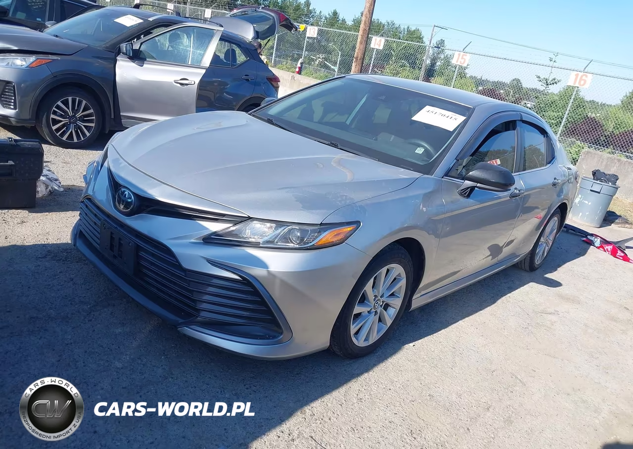2021 Toyota Camry Le VIN:4T1C11AK8MU603353 - 2