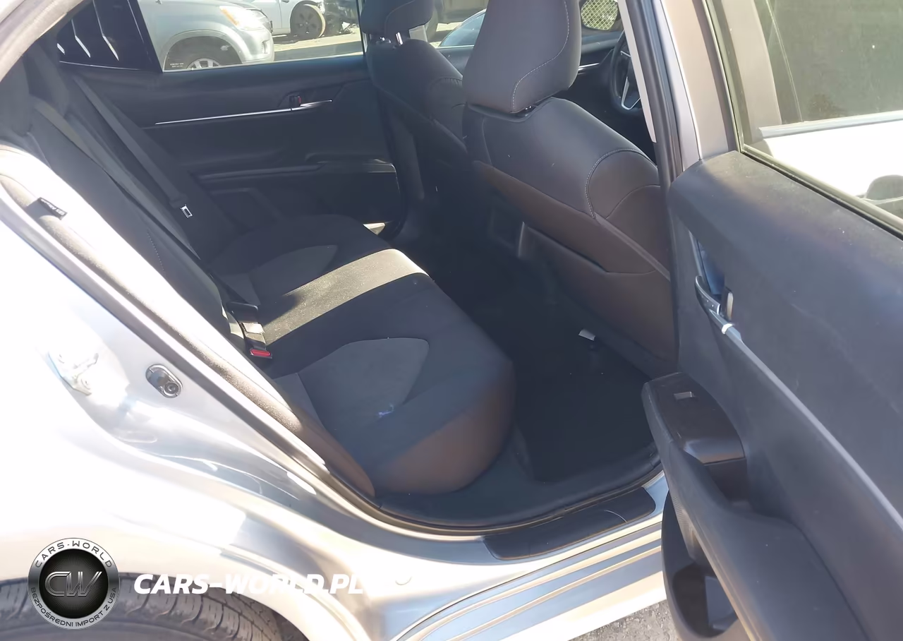 2021 Toyota Camry Le VIN:4T1C11AK8MU603353 - 8