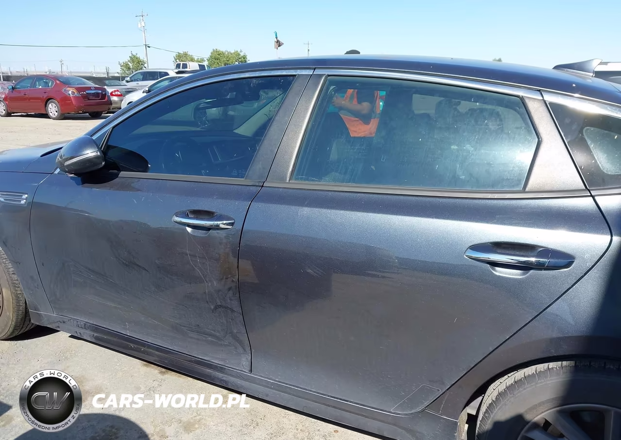 2020 Kia Optima Lx VIN:5XXGT4L3XLG382768 - 14