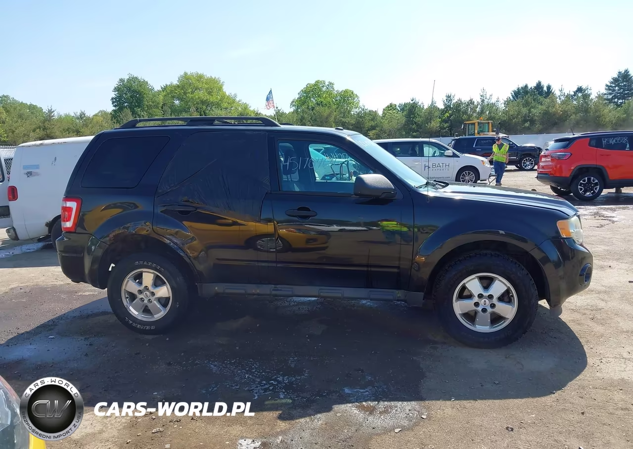 2011 Ford Escape Xlt VIN:1FMCU0D76BKC30962 - 13