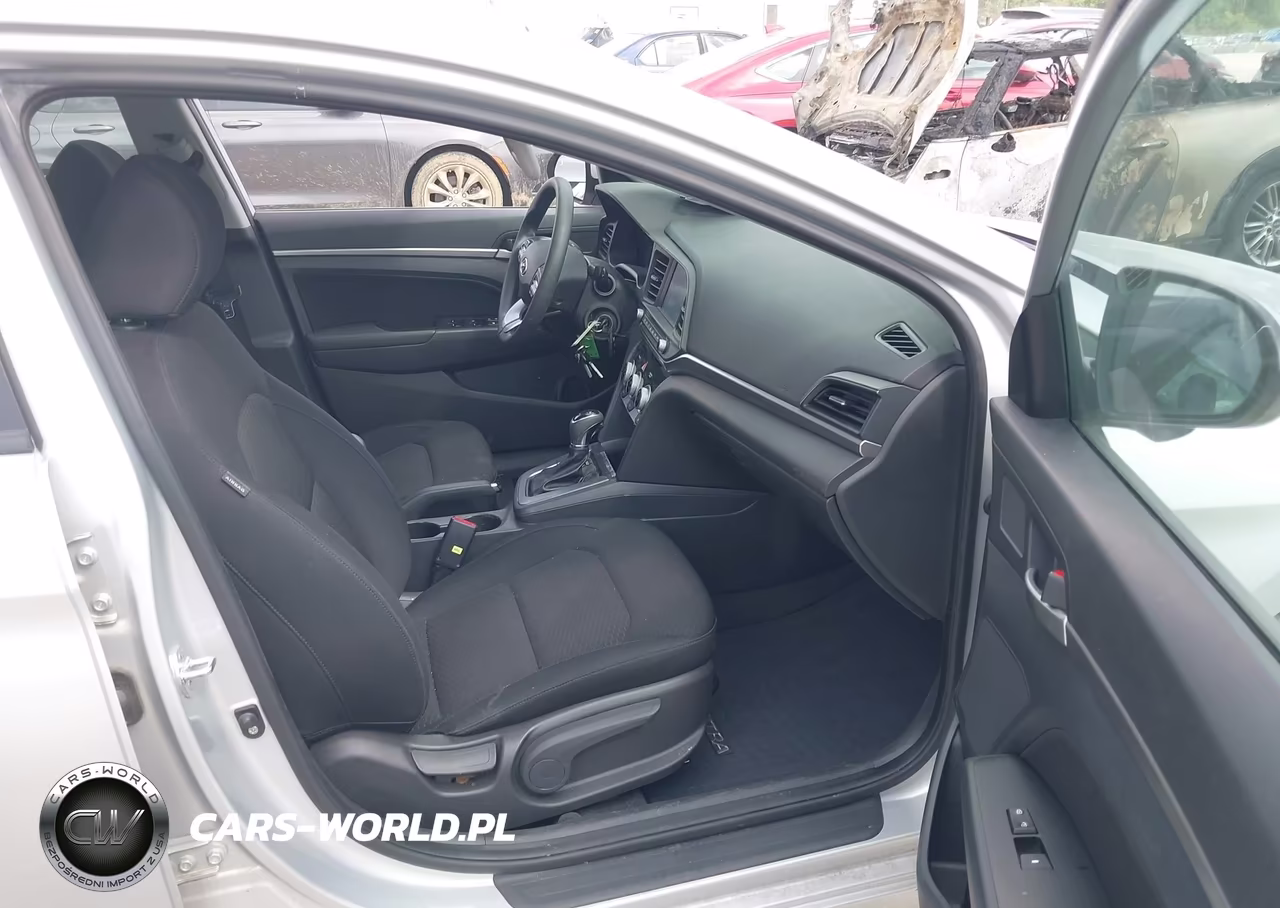 2019 Hyundai Elantra Sel VIN:KMHD84LF2KU775389 - 5