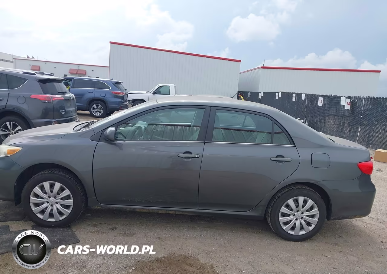 2013 Toyota Corolla Le VIN:2T1BU4EE2DC949294 - 13