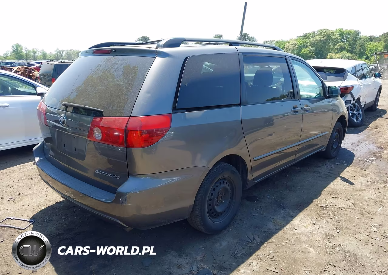 2004 Toyota Sienna Xle VIN:5TDZA22C84S053829 - 4