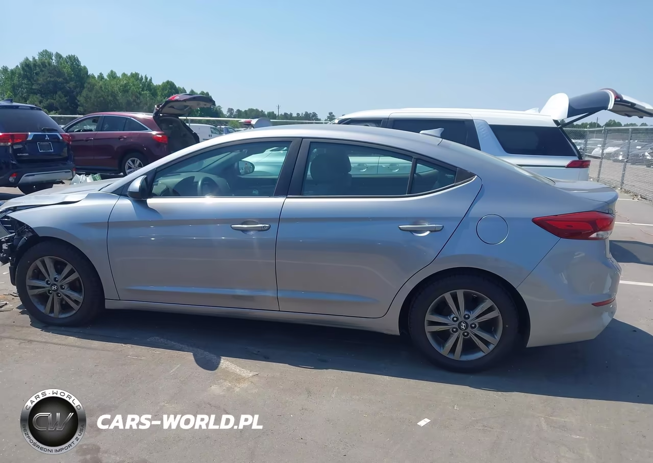 2017 Hyundai Elantra Se VIN:5NPD84LF8HH040858 - 15