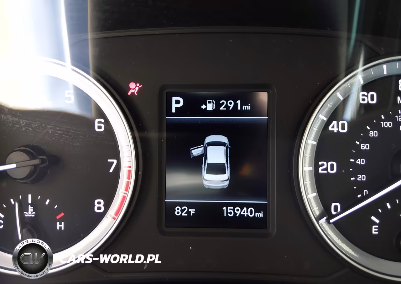2019 Hyundai Sonata Eco VIN:5NPE24AA2KH774920 - 17