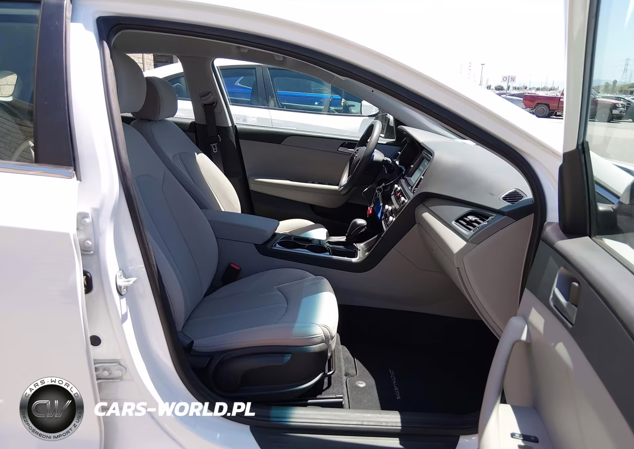 2019 Hyundai Sonata Eco VIN:5NPE24AA2KH774920 - 5