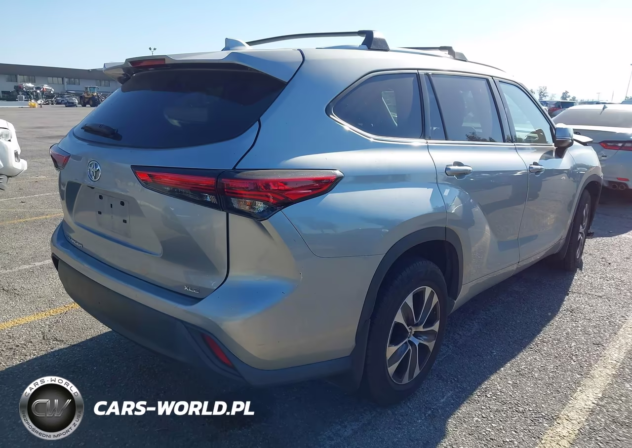2022 Toyota Highlander Xle VIN:5TDGZRAH2NS090348 - 4