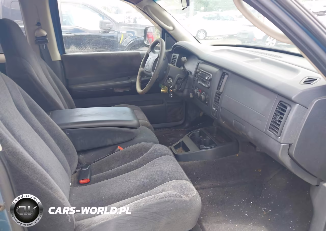 2004 Dodge Dakota Sport VIN:1D7HG32N84S552807 - 5